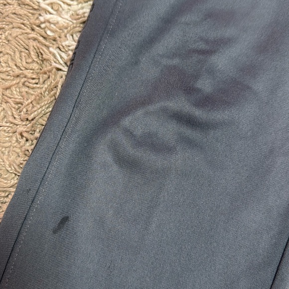 Under Armour boy's pants Size M - Picture 2 of 8